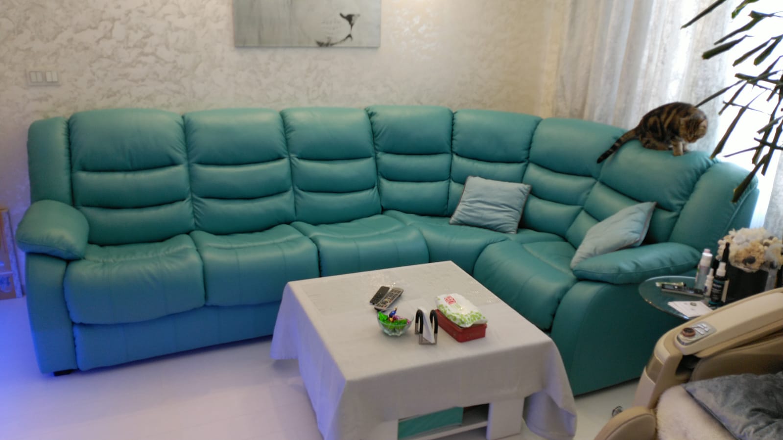 Перетяжка дивана на дому. Лангепас